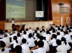 生徒会長の開会あいさつ