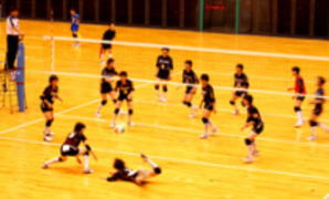 バレー部はベスト4→県大会
